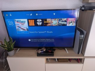 PS4 (PlayStation 4) con 2 mandos