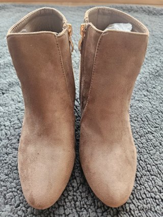 Botines tacón dorado ante talla 37