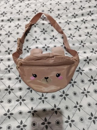 Riñonera infantil oso beige y rosa