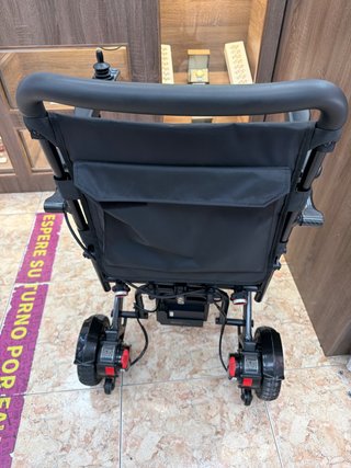 Sedia a rotelle Libercar in fibra di carbonio fino a 150kg