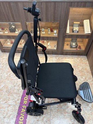 Sedia a rotelle Libercar in fibra di carbonio fino a 150kg