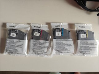 4 Cartuchos de Tinta Originales Brother LC421XL