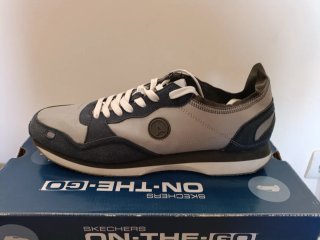 Zapatillas Álvaro Moreno grises y azules