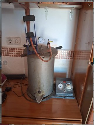 Inyectora cera joyería presión