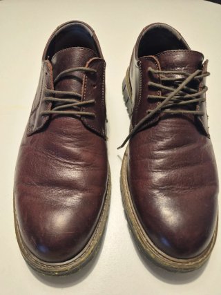 Zapatos de piel Bata talla 46