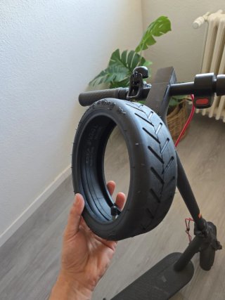 Xiaomi Mi Electric Scooter Pro 2