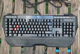 Teclado G.Skill Ripjaws KM780 Cherry MX Brown