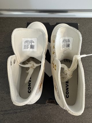 Zapatillas Converse de Piel Beige