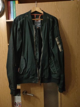 Cazadora MZ72 negra