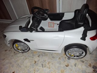 Coche bateria Mercedes niños