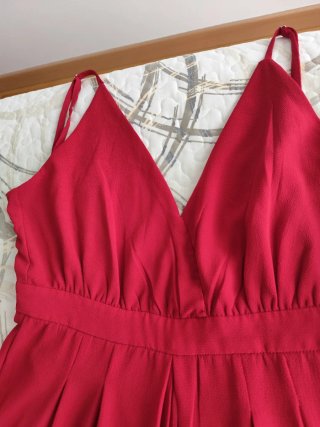 Mono rojo ancho