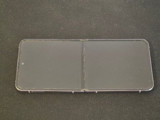 Samsung Galaxy Z Flip4 256GB *CON DIFETTI*