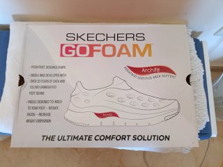 Sandalias Skechers Negras