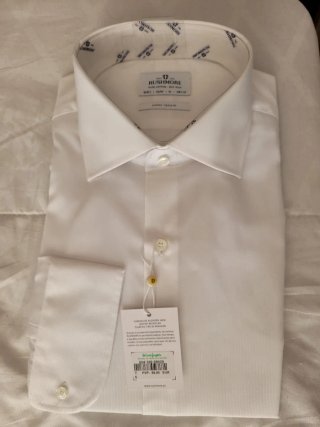 Camisa de traje Rushmore talla XL a estrenar.