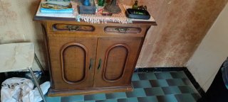 Mueble recibidor antiguo de madera