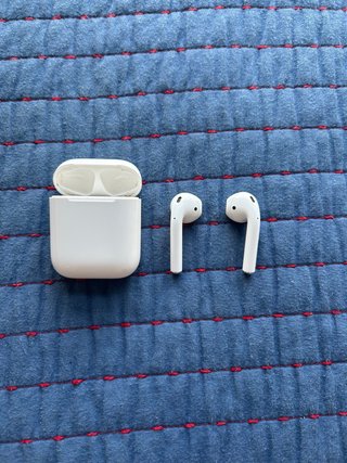 Apple AirPods