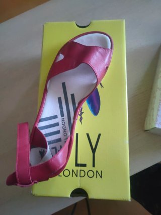 Sandalias Fly London Rojas
