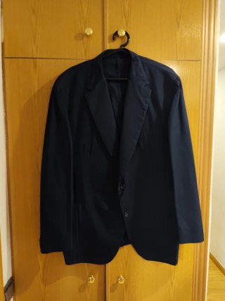 Americana Azul talla 56