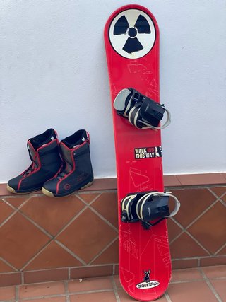 Tabla Snowboard 155cm + Botas y Funda