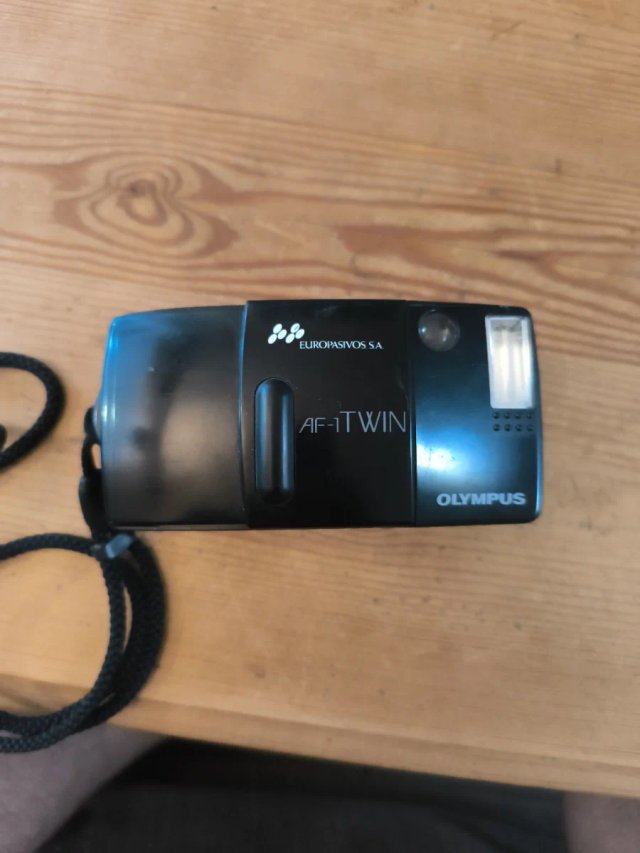 Olympus AF-1 TWIN Cámara compacta