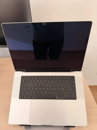 MacBook Pro 16 M4 Max 36GB RAM 1TB SSD