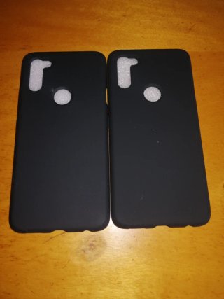 2 custodie per cellulare nere