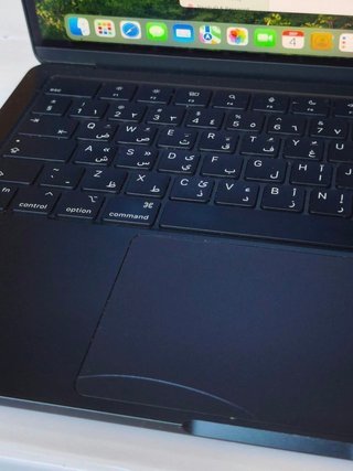 Macbook Air M2 16/512 Teclado Inglés-Árabe
