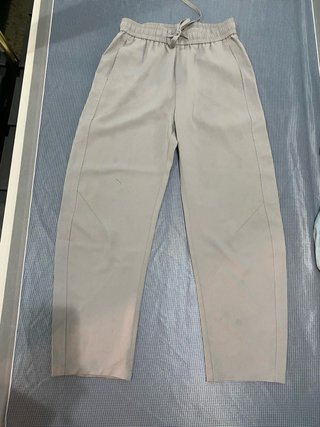 Pantalones Beige con Cintura Elástica
