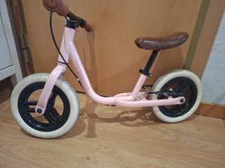 Bicicleta sin pedales Btwin (Decathlon)