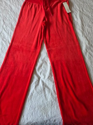Pantalón rojo de algodón C&A.Talla M. Sin estrenar