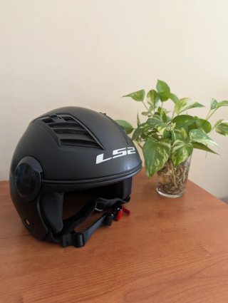 Casco Jet LS2 Negro