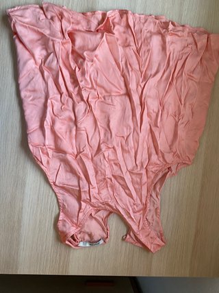 Blusa de tirantes rosa Stradivarius