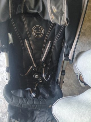 Passeggino Cybex nero