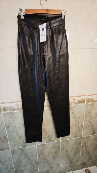 Pantalón de Polipiel Negro Talla XS