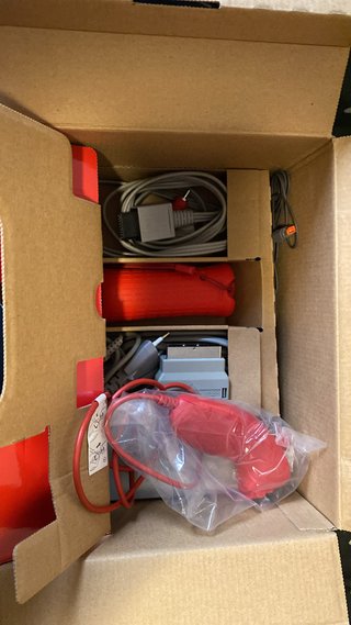 Nintendo Wii Mini Rossa con Scatola Originale