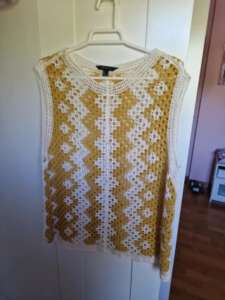 Camiseta de Crochet C&A Amarilla y Blanca
