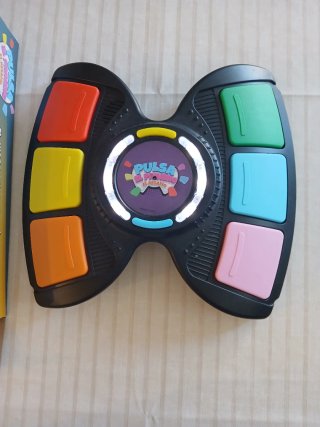 Juego de mesa Pulsa el Primero: El Desafío
