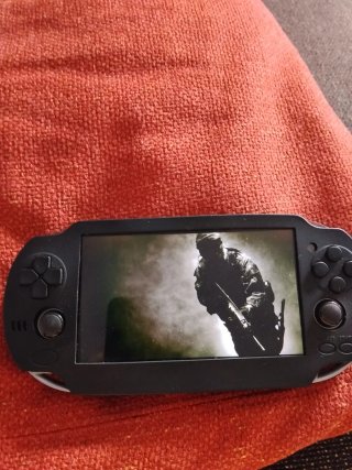 Call of Duty: Black Ops Declassified (PS Vita)