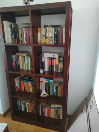 Por mudanza Librería de caoba macizada