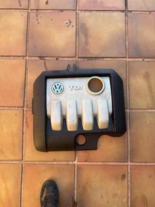 Tapa motor VW TDI Golf 5