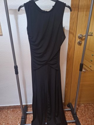 Mono negro elegante