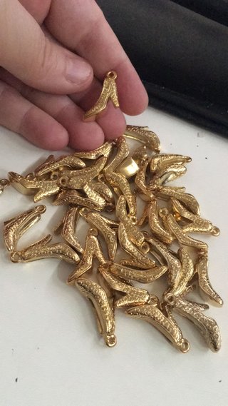 10 Colgantes Zapato Tacón Zamak Baño Oro