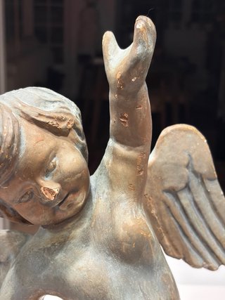 Escultura Ángel alado clásico muy antigua