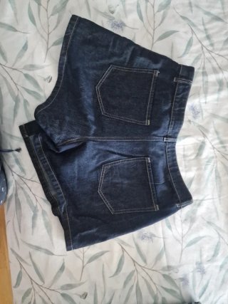 Pantalón corto vaquero azul