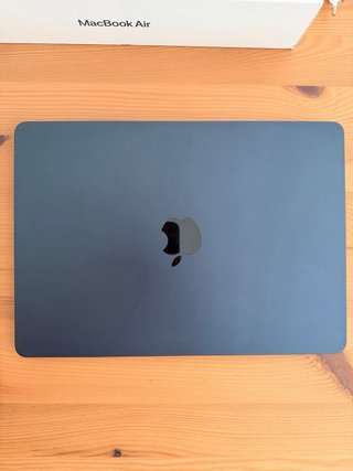 MacBook Air M2, nuevo , bateria 100%