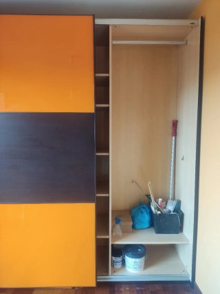 Armario con Puertas Correderas
