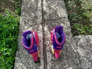 Patines en línea infantiles rosas y morados