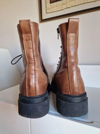 Botines de Piel Color Camel