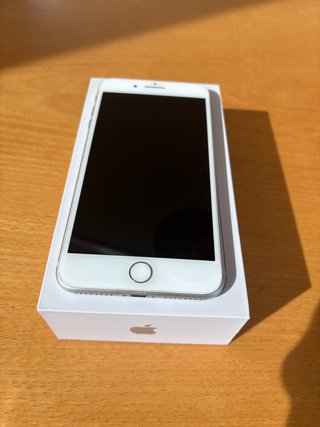 iPhone 8 Plus 64GB Plata