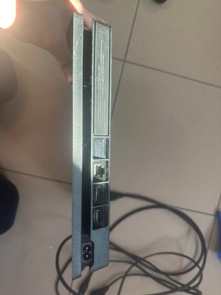 PlayStation 4 + 2 mandos